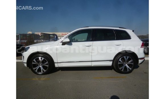 Buy Import Volkswagen Touareg White Car in Import - Dubai in Antigua Buy Import Volkswagen Touareg White Car in Import - Dubai in Antigua