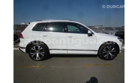 Buy Import Volkswagen Touareg White Car in Import - Dubai in Antigua Buy Import Volkswagen Touareg White Car in Import - Dubai in Antigua