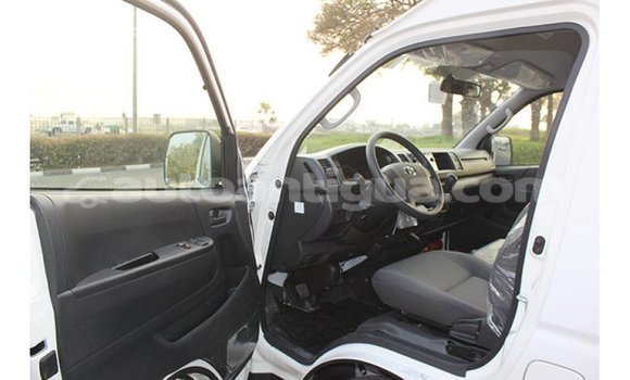 Buy Import Toyota Hiace White Car in Import - Dubai in Antigua Buy Import Toyota Hiace White Car in Import - Dubai in Antigua