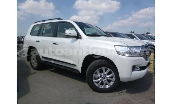 Buy Import Toyota Land Cruiser White Car in Import - Dubai in Antigua Buy Import Toyota Land Cruiser White Car in Import - Dubai in Antigua