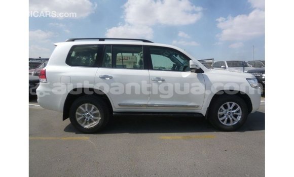 Buy Import Toyota Land Cruiser White Car in Import - Dubai in Antigua Buy Import Toyota Land Cruiser White Car in Import - Dubai in Antigua