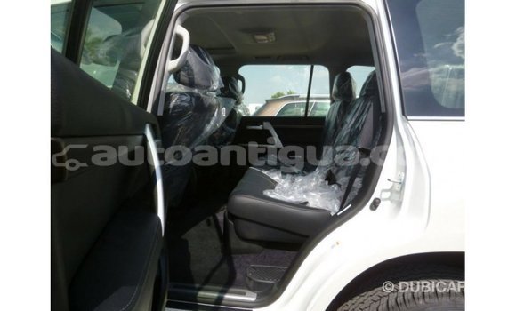 Buy Import Toyota Land Cruiser White Car in Import - Dubai in Antigua Buy Import Toyota Land Cruiser White Car in Import - Dubai in Antigua