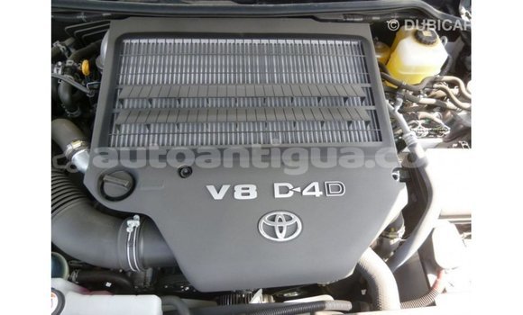 Buy Import Toyota Land Cruiser White Car in Import - Dubai in Antigua Buy Import Toyota Land Cruiser White Car in Import - Dubai in Antigua