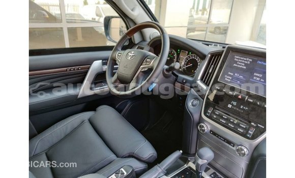 Buy Import Toyota Land Cruiser Black Car in Import - Dubai in Antigua Buy Import Toyota Land Cruiser Black Car in Import - Dubai in Antigua