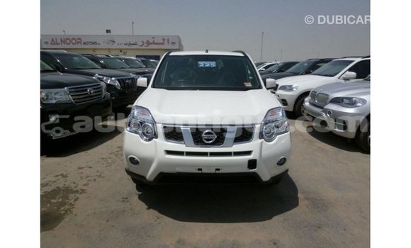Buy Import Nissan Evalia White Truck in Import - Dubai in Antigua Buy Import Nissan Evalia White Truck in Import - Dubai in Antigua