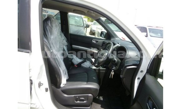Buy Import Nissan Evalia White Truck in Import - Dubai in Antigua Buy Import Nissan Evalia White Truck in Import - Dubai in Antigua