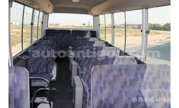 Buy Import Nissan Evalia White Truck in Import - Dubai in Antigua Buy Import Nissan Evalia White Truck in Import - Dubai in Antigua