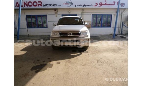 Buy Import Toyota Land Cruiser White Car in Import - Dubai in Antigua Buy Import Toyota Land Cruiser White Car in Import - Dubai in Antigua