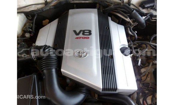Buy Import Toyota Land Cruiser White Car in Import - Dubai in Antigua Buy Import Toyota Land Cruiser White Car in Import - Dubai in Antigua