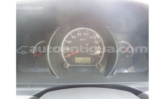 Buy Import Toyota Hiace White Car in Import - Dubai in Antigua Buy Import Toyota Hiace White Car in Import - Dubai in Antigua