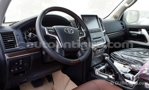 Buy Import Toyota Land Cruiser Black Car in Import - Dubai in Antigua Buy Import Toyota Land Cruiser Black Car in Import - Dubai in Antigua
