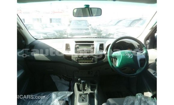 Buy Import Toyota Hilux White Car in Import - Dubai in Antigua Buy Import Toyota Hilux White Car in Import - Dubai in Antigua