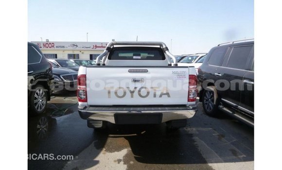 Buy Import Toyota Hilux White Car in Import - Dubai in Antigua Buy Import Toyota Hilux White Car in Import - Dubai in Antigua
