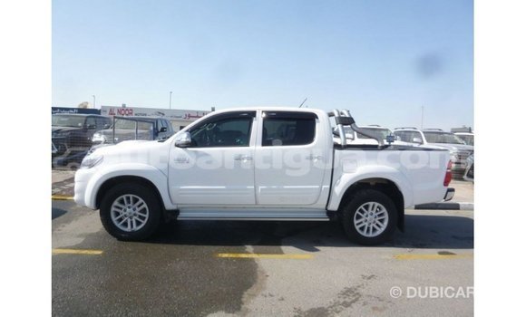 Buy Import Toyota Hilux White Car in Import - Dubai in Antigua Buy Import Toyota Hilux White Car in Import - Dubai in Antigua