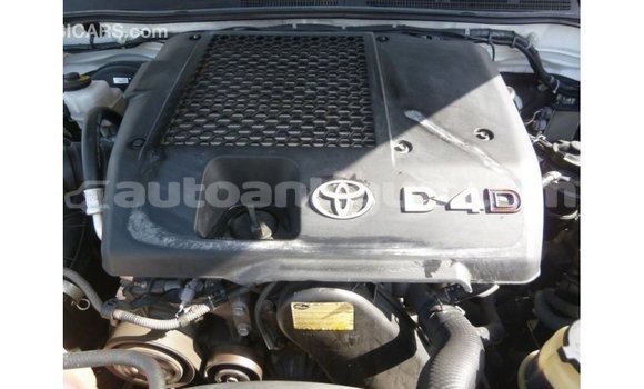 Buy Import Toyota Hilux White Car in Import - Dubai in Antigua Buy Import Toyota Hilux White Car in Import - Dubai in Antigua