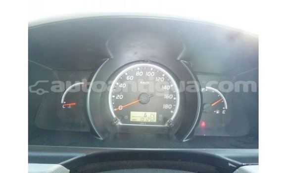 Buy Import Toyota Hiace White Car in Import - Dubai in Antigua Buy Import Toyota Hiace White Car in Import - Dubai in Antigua