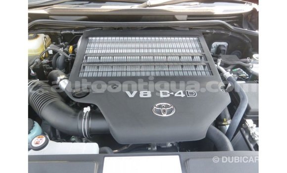 Buy Import Toyota Land Cruiser Red Car in Import - Dubai in Antigua Buy Import Toyota Land Cruiser Red Car in Import - Dubai in Antigua