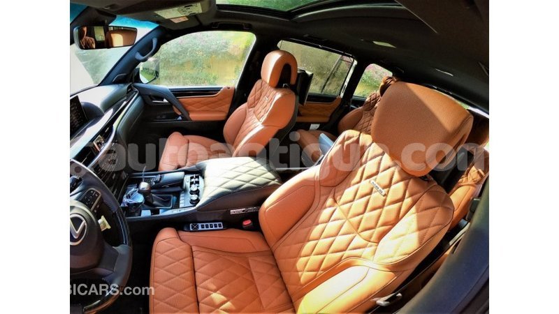 Big with watermark ab4969d0 8250 4b82 9a00 3d8ce56dc410