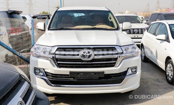 Buy Import Toyota Land Cruiser White Car in Import - Dubai in Antigua Buy Import Toyota Land Cruiser White Car in Import - Dubai in Antigua