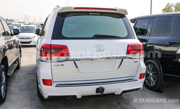 Buy Import Toyota Land Cruiser White Car in Import - Dubai in Antigua Buy Import Toyota Land Cruiser White Car in Import - Dubai in Antigua