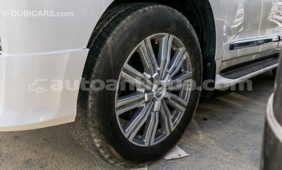 Buy Import Toyota Land Cruiser White Car in Import - Dubai in Antigua Buy Import Toyota Land Cruiser White Car in Import - Dubai in Antigua