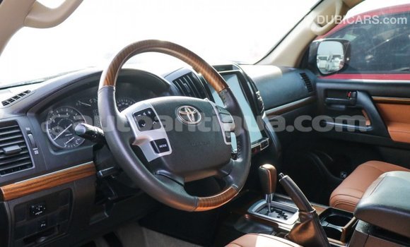 Buy Import Toyota Land Cruiser White Car in Import - Dubai in Antigua Buy Import Toyota Land Cruiser White Car in Import - Dubai in Antigua