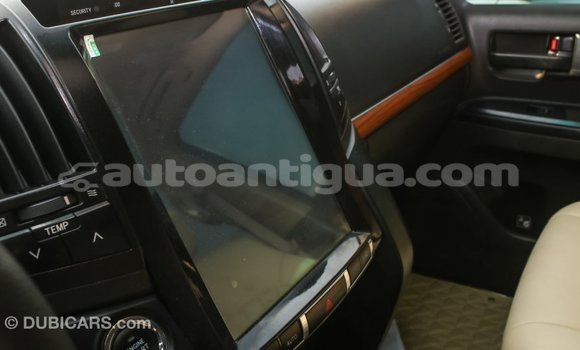Buy Import Toyota Land Cruiser White Car in Import - Dubai in Antigua Buy Import Toyota Land Cruiser White Car in Import - Dubai in Antigua