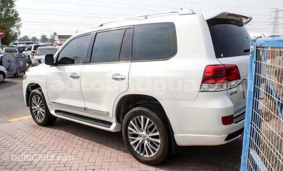 Buy Import Toyota Land Cruiser White Car in Import - Dubai in Antigua Buy Import Toyota Land Cruiser White Car in Import - Dubai in Antigua