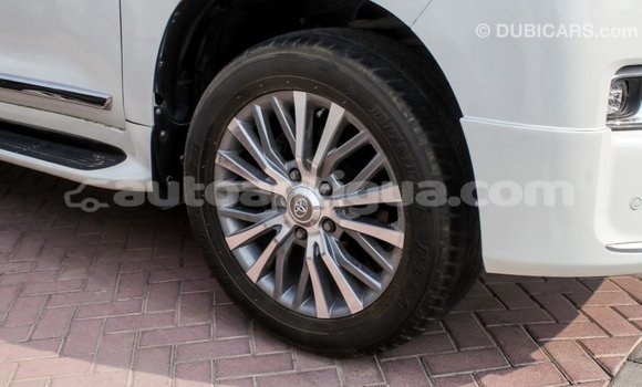 Buy Import Toyota Land Cruiser White Car in Import - Dubai in Antigua Buy Import Toyota Land Cruiser White Car in Import - Dubai in Antigua