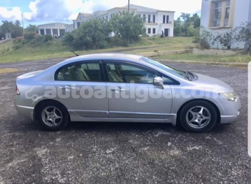 Big with watermark honda civic 3