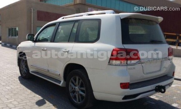 Buy Import Toyota Land Cruiser White Car in Import - Dubai in Antigua Buy Import Toyota Land Cruiser White Car in Import - Dubai in Antigua