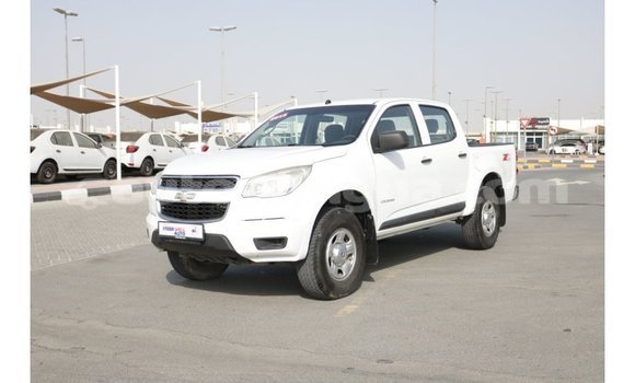 Buy Import Chevrolet Colorado White Car in Import - Dubai in Antigua