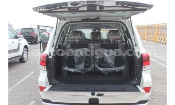 Buy Import Toyota Land Cruiser White Car in Import - Dubai in Antigua Buy Import Toyota Land Cruiser White Car in Import - Dubai in Antigua