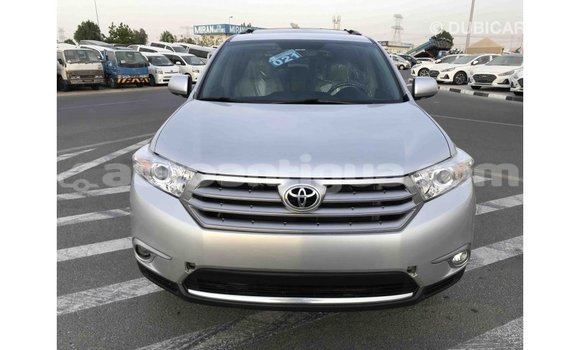 Buy Import Toyota Highlander Other Car in Import - Dubai in Antigua Buy Import Toyota Highlander Other Car in Import - Dubai in Antigua