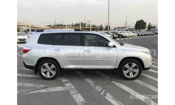Buy Import Toyota Highlander Other Car in Import - Dubai in Antigua Buy Import Toyota Highlander Other Car in Import - Dubai in Antigua