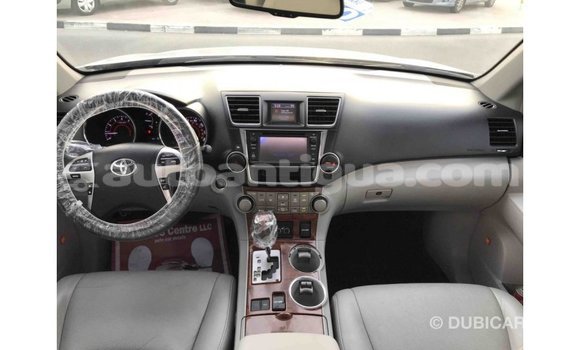 Buy Import Toyota Highlander Other Car in Import - Dubai in Antigua Buy Import Toyota Highlander Other Car in Import - Dubai in Antigua