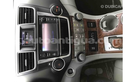 Buy Import Toyota Highlander Other Car in Import - Dubai in Antigua Buy Import Toyota Highlander Other Car in Import - Dubai in Antigua