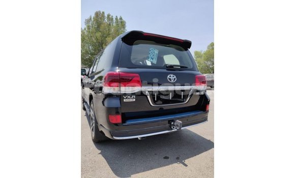 Buy Import Toyota Land Cruiser Black Car in Import - Dubai in Antigua Buy Import Toyota Land Cruiser Black Car in Import - Dubai in Antigua