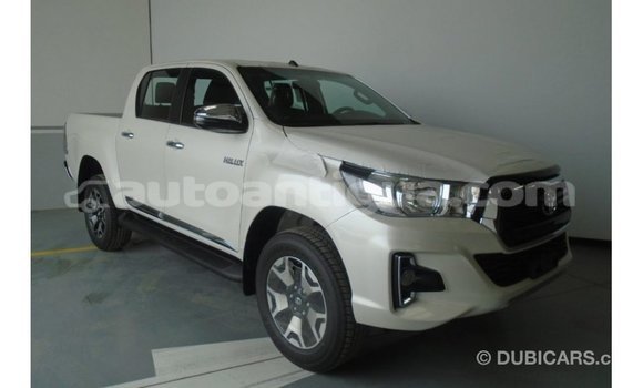 Buy Import Toyota Hilux White Car in Import - Dubai in Antigua Buy Import Toyota Hilux White Car in Import - Dubai in Antigua