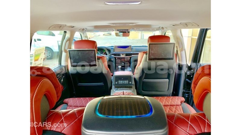 Big with watermark 880dbc4b ff31 4c6d b679 a1f4c3efa537