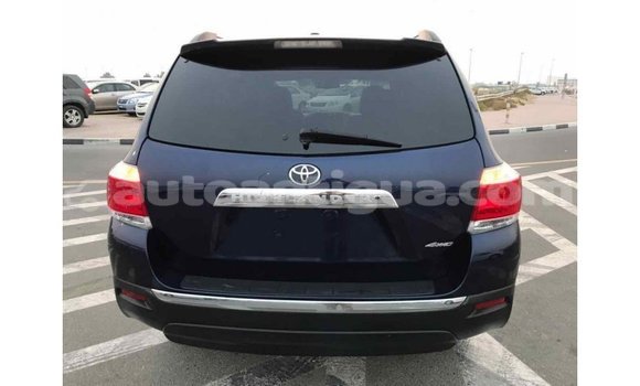 Buy Import Toyota Highlander Blue Car in Import - Dubai in Antigua Buy Import Toyota Highlander Blue Car in Import - Dubai in Antigua