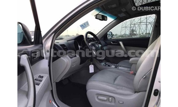 Buy Import Toyota Highlander Other Car in Import - Dubai in Antigua Buy Import Toyota Highlander Other Car in Import - Dubai in Antigua