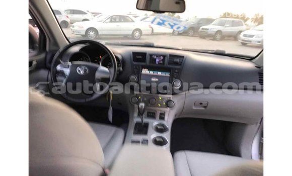 Buy Import Toyota Highlander Other Car in Import - Dubai in Antigua Buy Import Toyota Highlander Other Car in Import - Dubai in Antigua