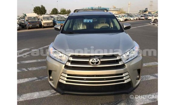 Buy Import Toyota Highlander Beige Car in Import - Dubai in Antigua Buy Import Toyota Highlander Beige Car in Import - Dubai in Antigua