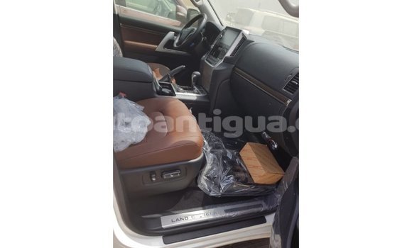 Buy Import Toyota Land Cruiser Brown Car in Import - Dubai in Antigua Buy Import Toyota Land Cruiser Brown Car in Import - Dubai in Antigua