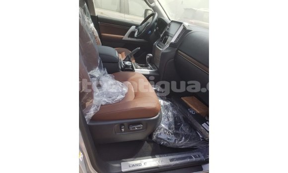 Buy Import Toyota Land Cruiser Brown Car in Import - Dubai in Antigua Buy Import Toyota Land Cruiser Brown Car in Import - Dubai in Antigua