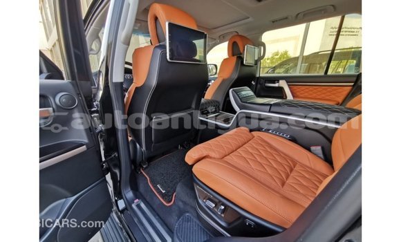 Buy Import Toyota Land Cruiser Black Car in Import - Dubai in Antigua Buy Import Toyota Land Cruiser Black Car in Import - Dubai in Antigua