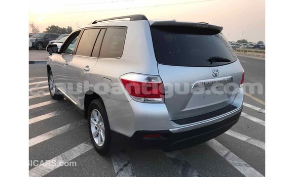 Buy Import Toyota Highlander Other Car in Import - Dubai in Antigua Buy Import Toyota Highlander Other Car in Import - Dubai in Antigua