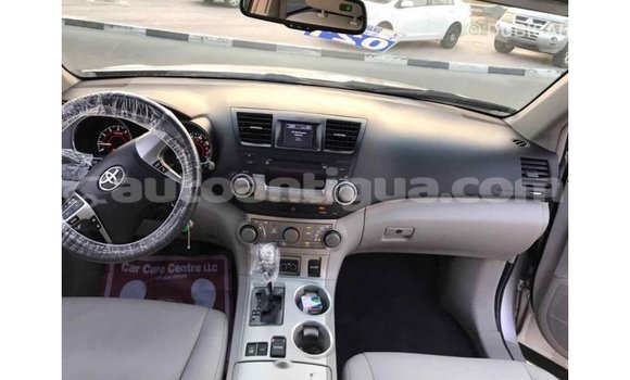 Buy Import Toyota Highlander Other Car in Import - Dubai in Antigua Buy Import Toyota Highlander Other Car in Import - Dubai in Antigua