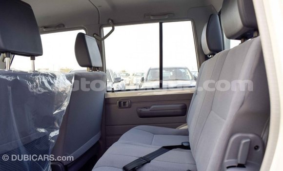 Buy Import Toyota Land Cruiser Beige Car in Import - Dubai in Antigua Buy Import Toyota Land Cruiser Beige Car in Import - Dubai in Antigua